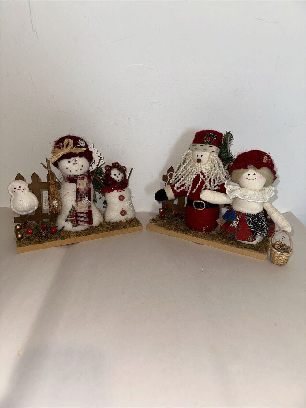 Magic Power Co. Santa Mrs Claus And Snowmannfamily Tabletop Decorations